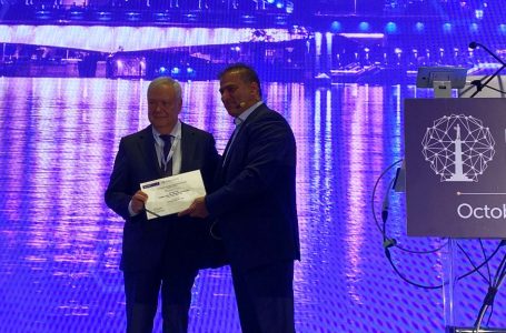 PROF. DR. M. NECMETTİN PAMİR, Uluslararası‘ Üstün Hizmet Ödülü’ Aldı!