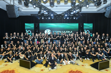 TRPharm, 10. Yılını Antalya’da Çalışanlarıyla Birlikte Kutladı
