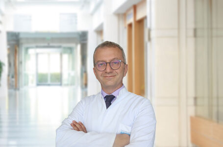 Kireçlenmeye Karşı Kalıcı Çözüm: Protez Cerrahisi
