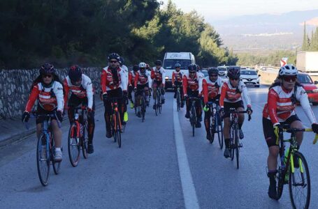 Humanis Bisiklet Kulübü, Hekimlerle 7 Ayda 600 Kilometre Pedal Çevirdi