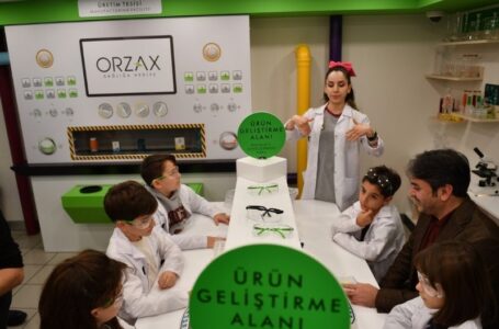 Orzax “Deney’imli Çocuklar” Projesiyle 15 Bin Çocuğu Bilimle Tanıştırdı
